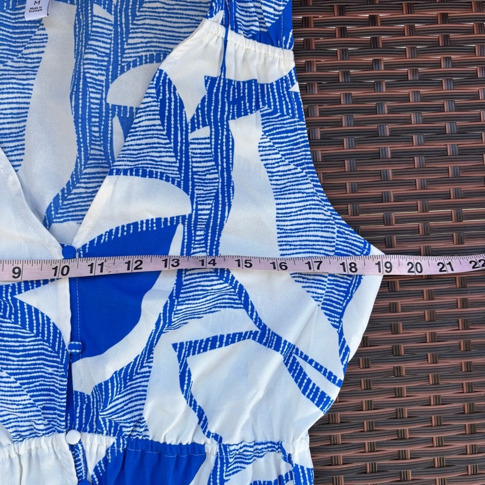 Nine West Blouse Size M Blue White Abstract Print V-Neck Peplum Sleeveless Top - Picture 9 of 11